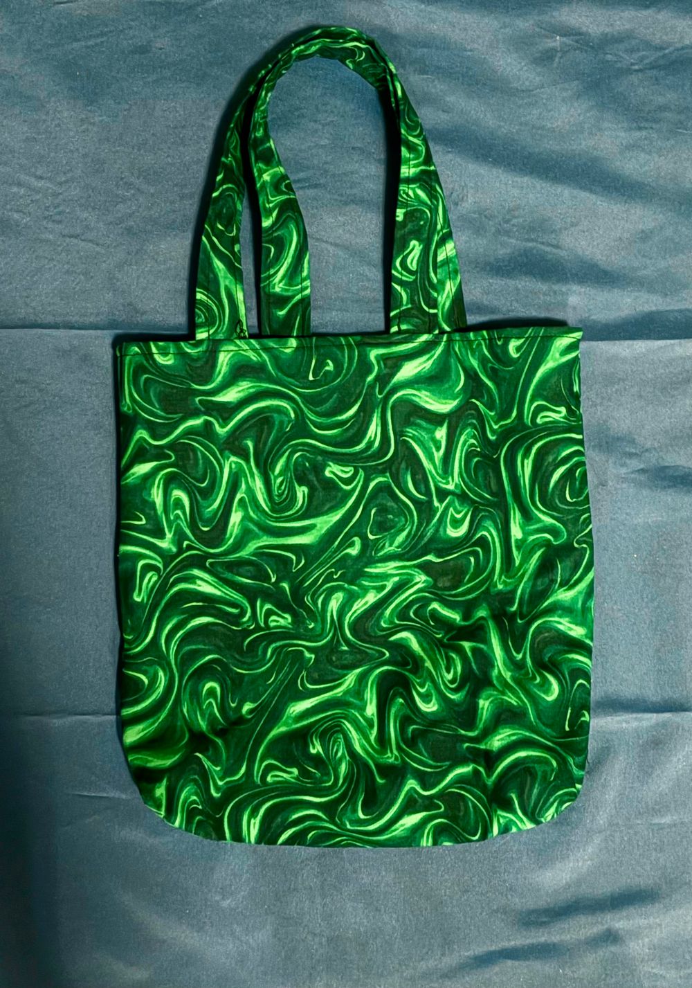 Green waves Tote Bag